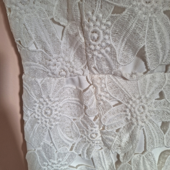ASTR The Label Floral Lace Dress Medium - Picture 5 of 11